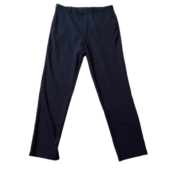 Izod - Men’s Performance Stretch Dress Pant - Picture 2 of 4